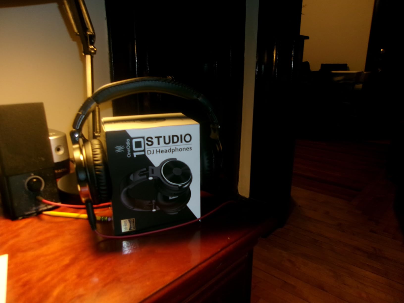 OneOdio Wired Over Ear Headphones Studio Monitor & Mixing DJ Stereo Headsets with 50mm Neodymium Drivers and 1/4 to 3.5mm Jack for AMP Computer Recording Podcast Keyboard Guitar Laptop - Dark Blue customer photo 2