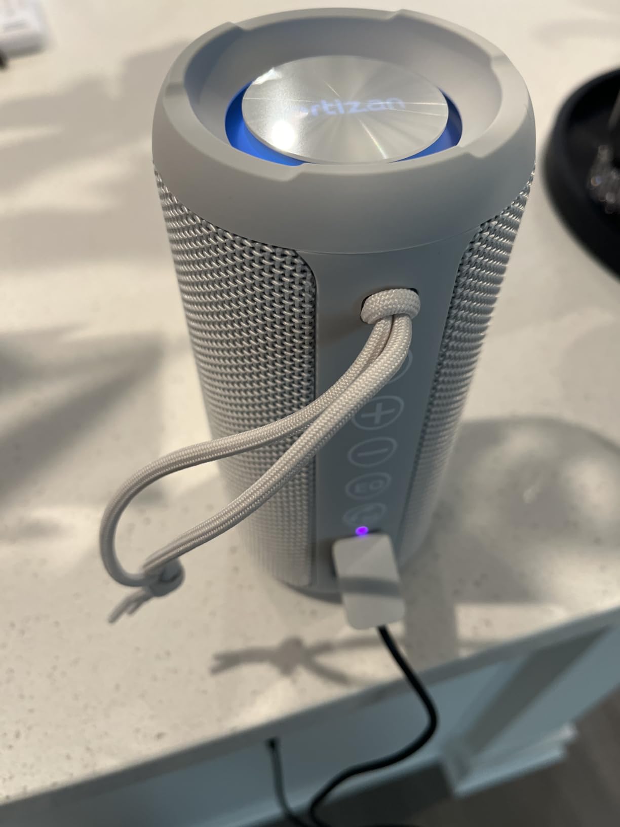 Ortizan X10 Portable Bluetooth Speaker (1st Gen), IPX7 Waterproof, Wireless customer photo 2