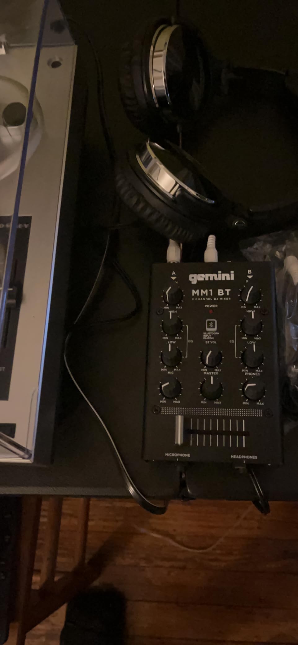 Gemini Portable 2-Channel Bluetooth DJ Mixer with EQ (MM1BT) customer photo 2