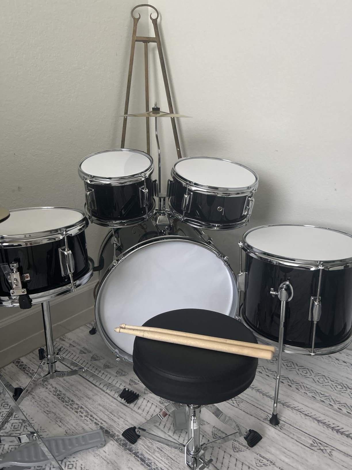 Best Choice Products Kids 5-Piece Beginner Drum Set Junior Kit, Starter Percussion w/Cymbals, Pedal, Drumsticks, Stool, Toms, Snare, Hi Hat - Black customer photo 1
