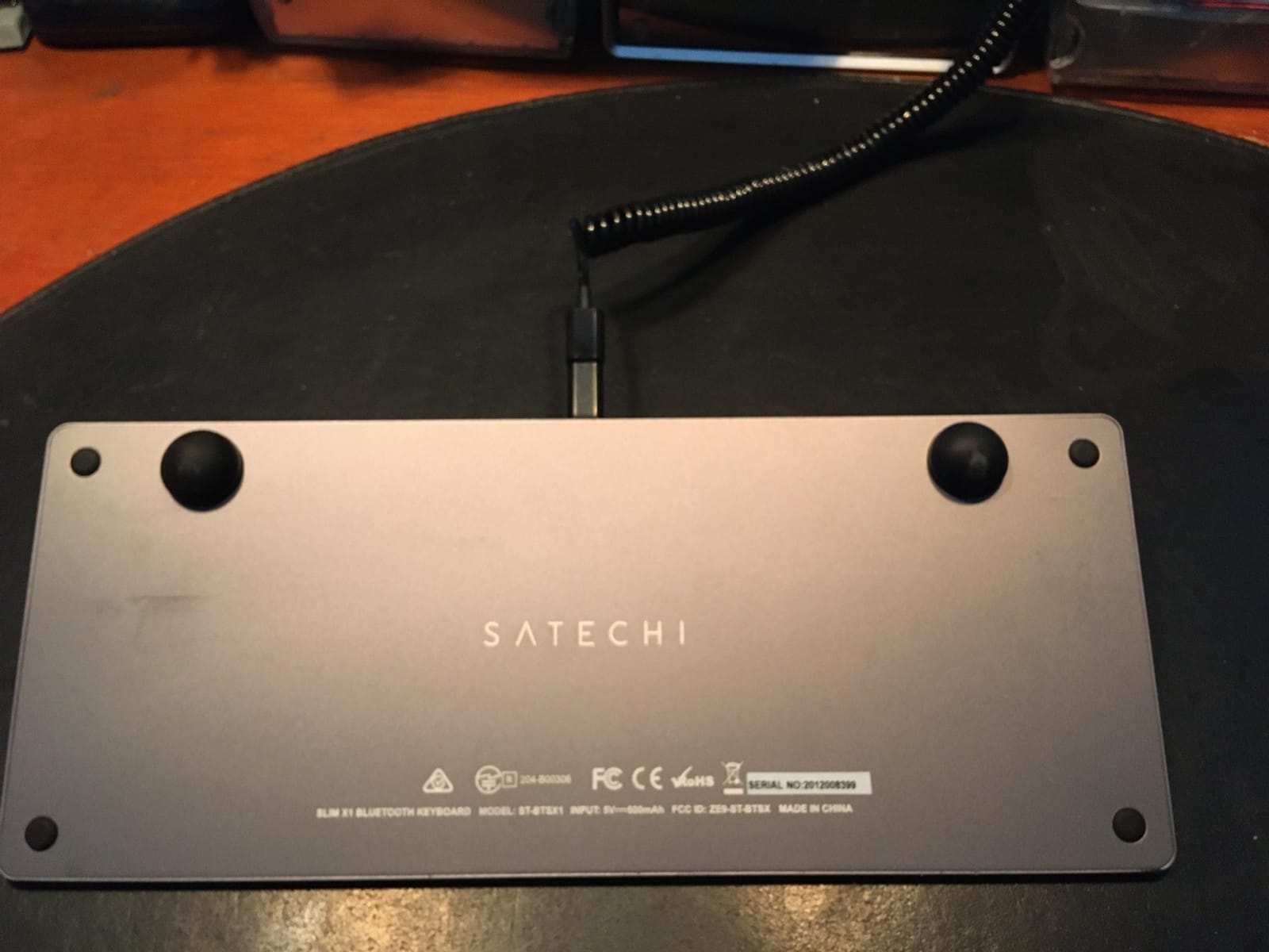 Satechi Slim X1 Bluetooth Backlit Keyboard, Multi-Device Sync, Space Gray customer photo 1