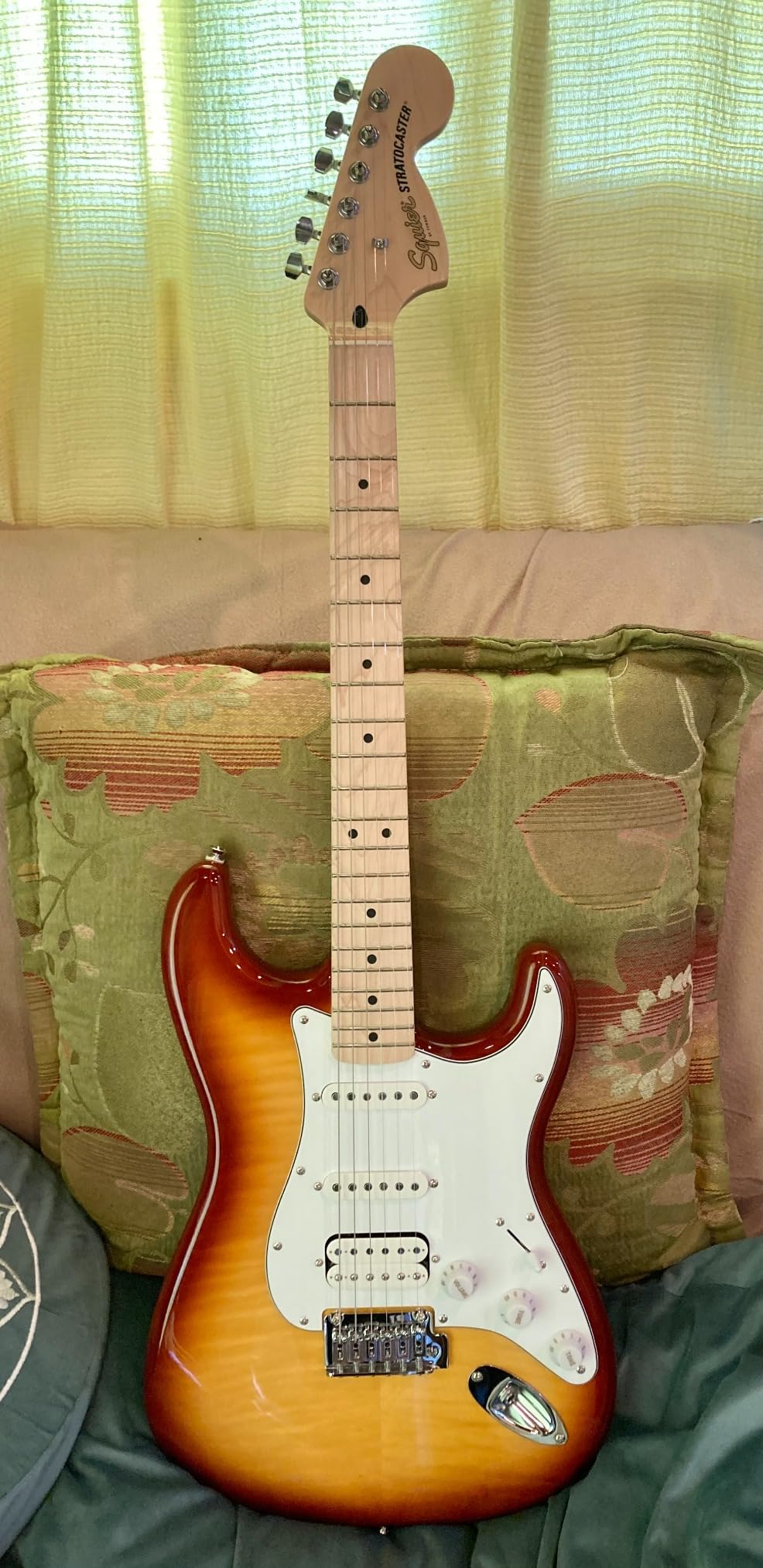 Squier Affinity Series Stratocaster FMT HSS Electric Guitar,Sienna Sunburst customer photo 2