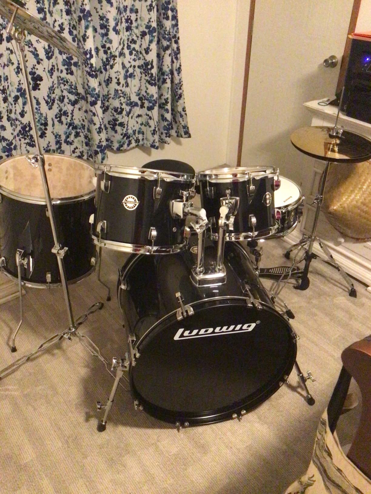 Accent Drive 5-Piece Drum Set 22