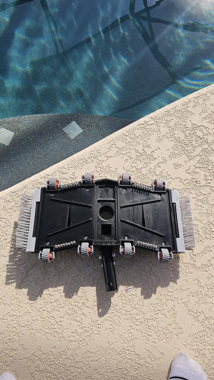Sepetrel Pool Vacuum Head with Wheels, 17.5-Inch, Side and Bottom Brushes customer photo 1
