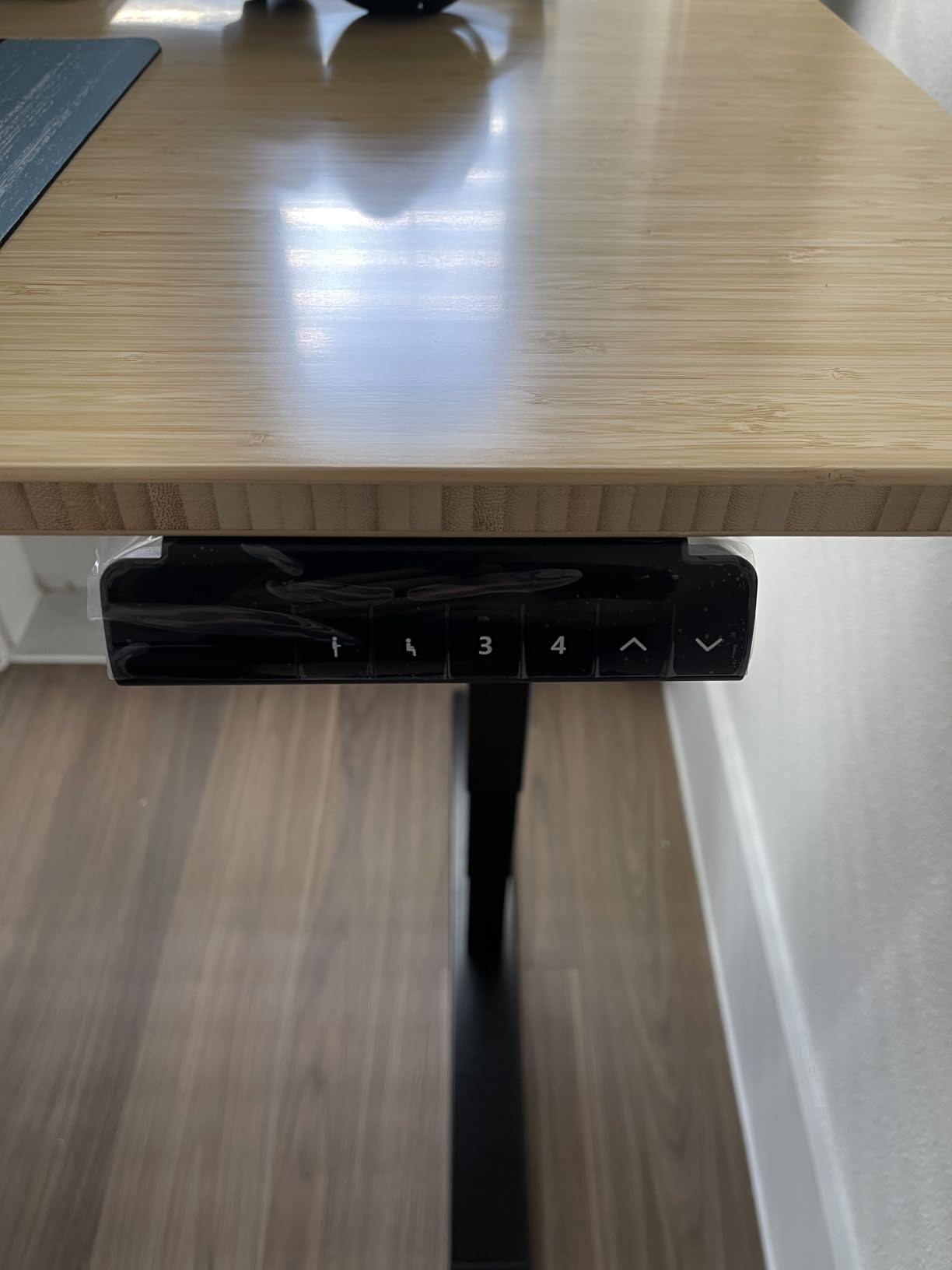 FlexiSpot E6 Bamboo 3-Stage Dual Motor 60 x 30 Electric Standing Desk Sit Stand Up Desk, Holds 220 lbs, Adjustable Height w/ Memory Presets, Solid Bamboo Desktop & Black Frame, Ships in 2 Boxes customer photo 2