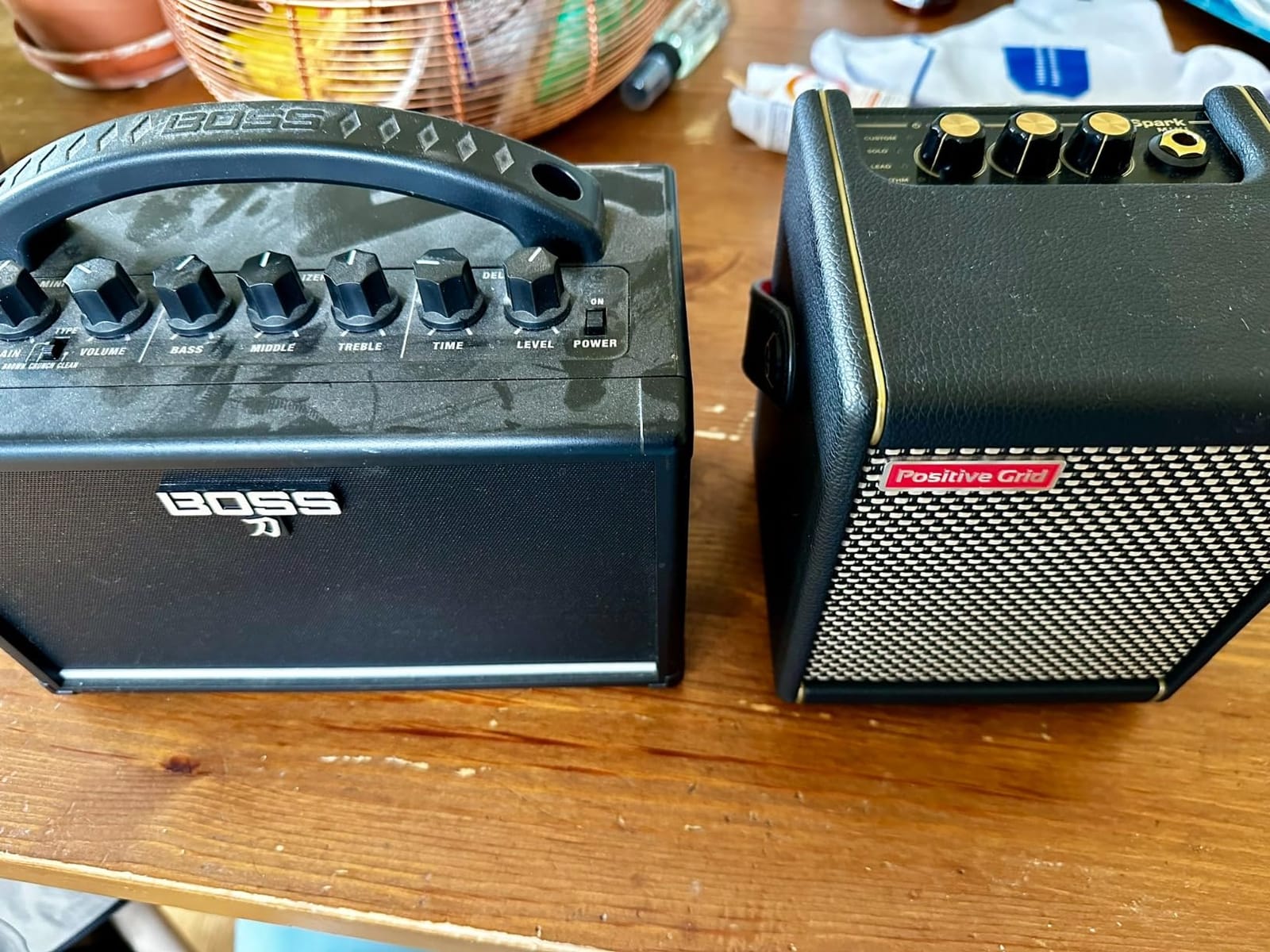 Positive Grid Spark MINI 10W Portable Smart Guitar Amp & Speaker (Pearl) customer photo 2