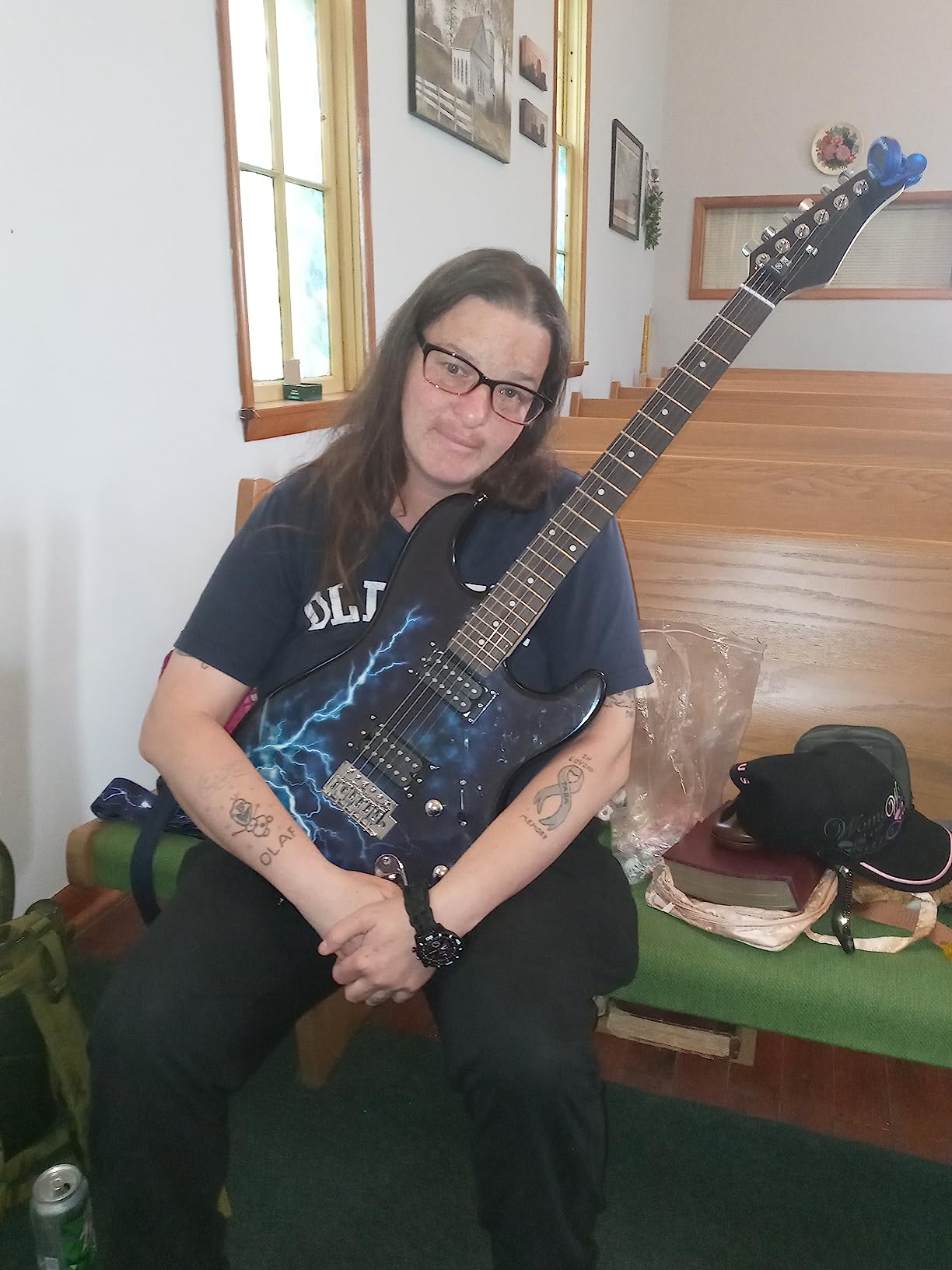 Ktaxon 39 Inch Solid Body Electric Guitar with H-H Pickup, Black Lightning customer photo 1