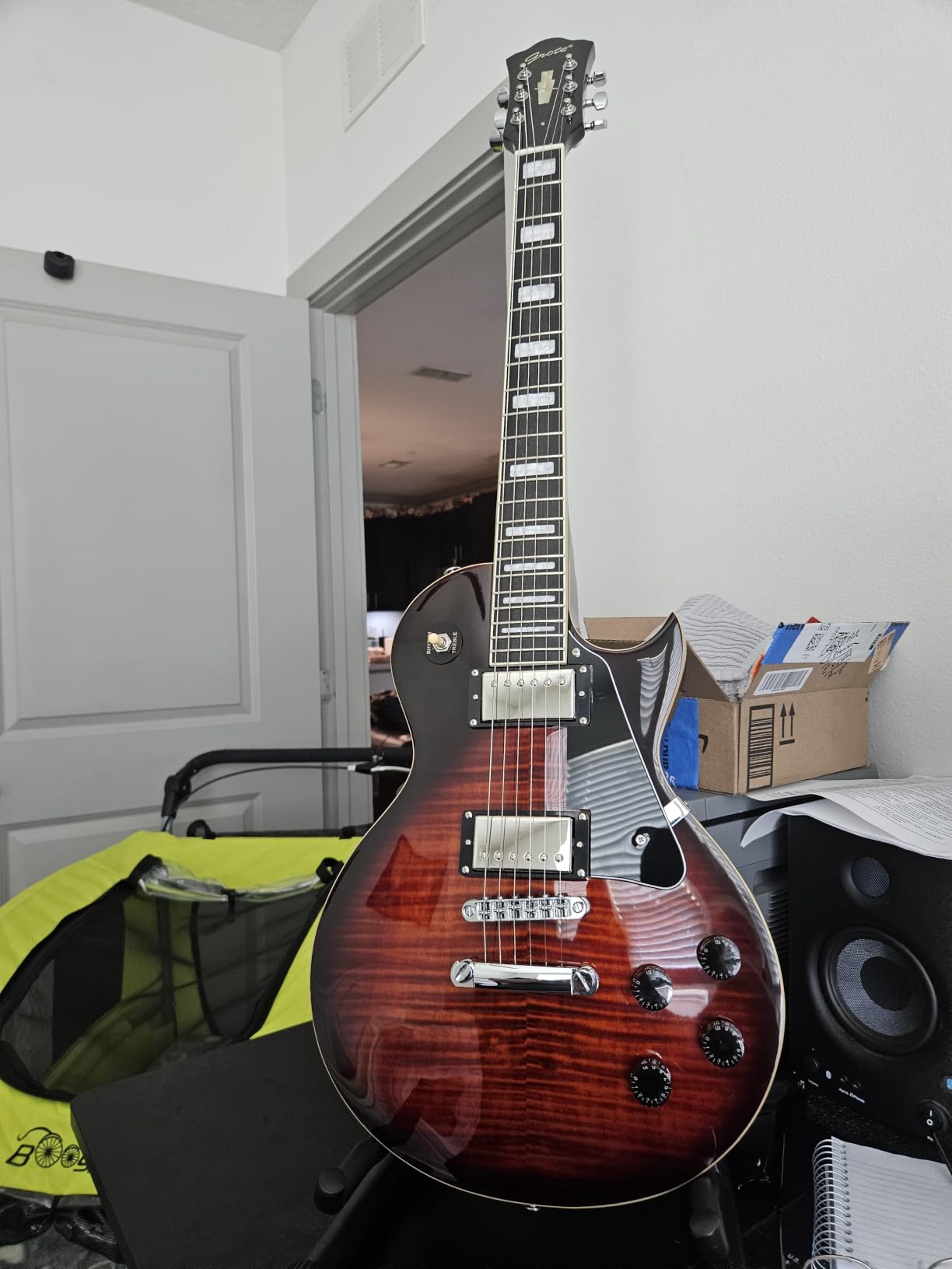 Grote Electric Guitar Solid Body LPYS-006 Maple Neck, Stainless Steel Frets, Ideal for All Levels, with Gigbag(Red) customer photo 2