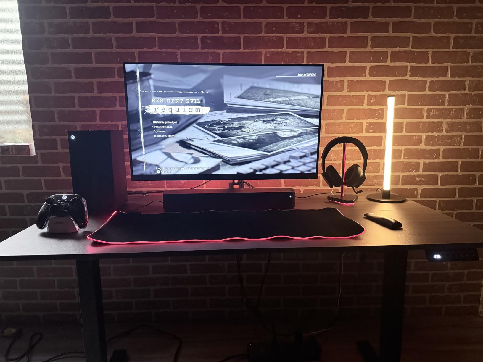 ErGear Height Adjustable Electric Standing Desk, 48 x 24 Inches Sit Stand up Desk, Memory Computer Home Office Desk, Vintage Brown customer photo 1