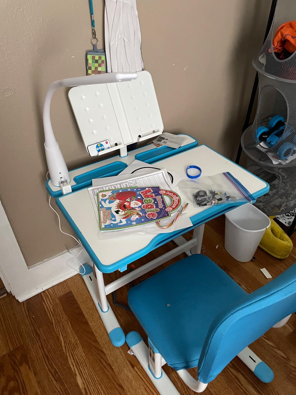Artist hand Height Adjustable Kids Desk and Chair Set with LED Light,Drawer customer photo 2