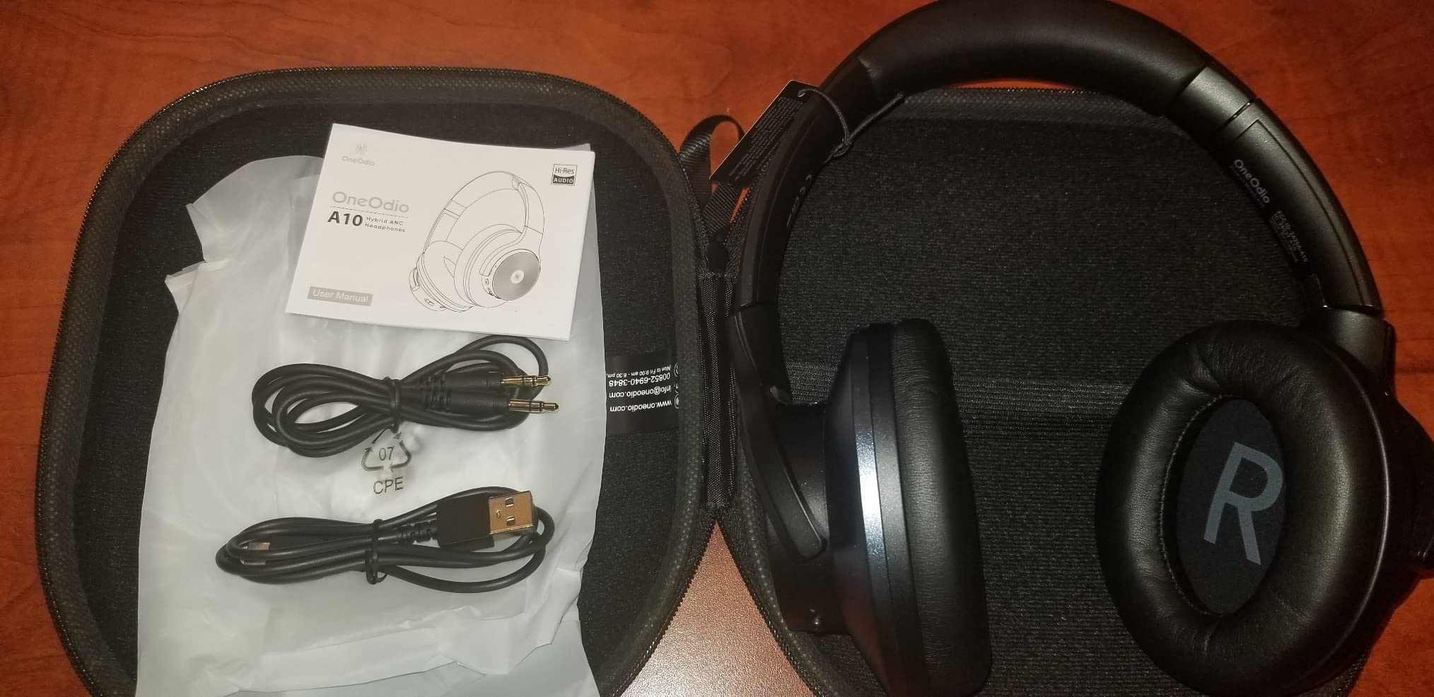 OneOdio Focus A10 Wireless Active Noise Cancelling Headphones, Multipoint customer photo 2