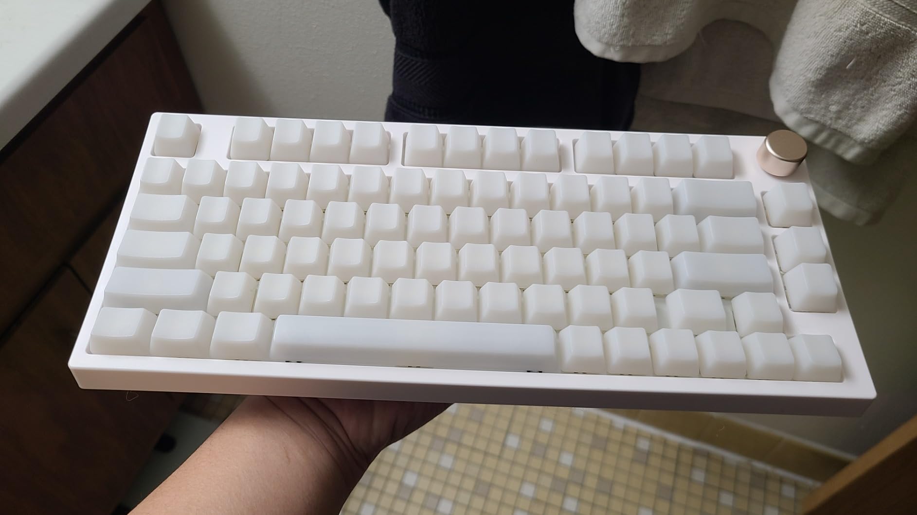 GATERON Milky Yellow Pro Switches Pre-lubed 5 Pin Linear Keyboard Switches for MX Mechanical Keyboard (90 Pcs, Yellow) customer photo 2