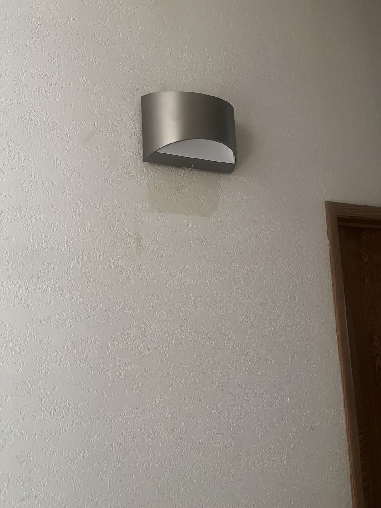 Aipsun Black Modern LED Wall Sconce Indoor Wall Lights 1 Pack Hardwired Up and Down Wall Mount Light for Living Room Bedroom Hallway Corridor Conservatory Warm White 3000K(with G9 Bulbs) customer photo 2