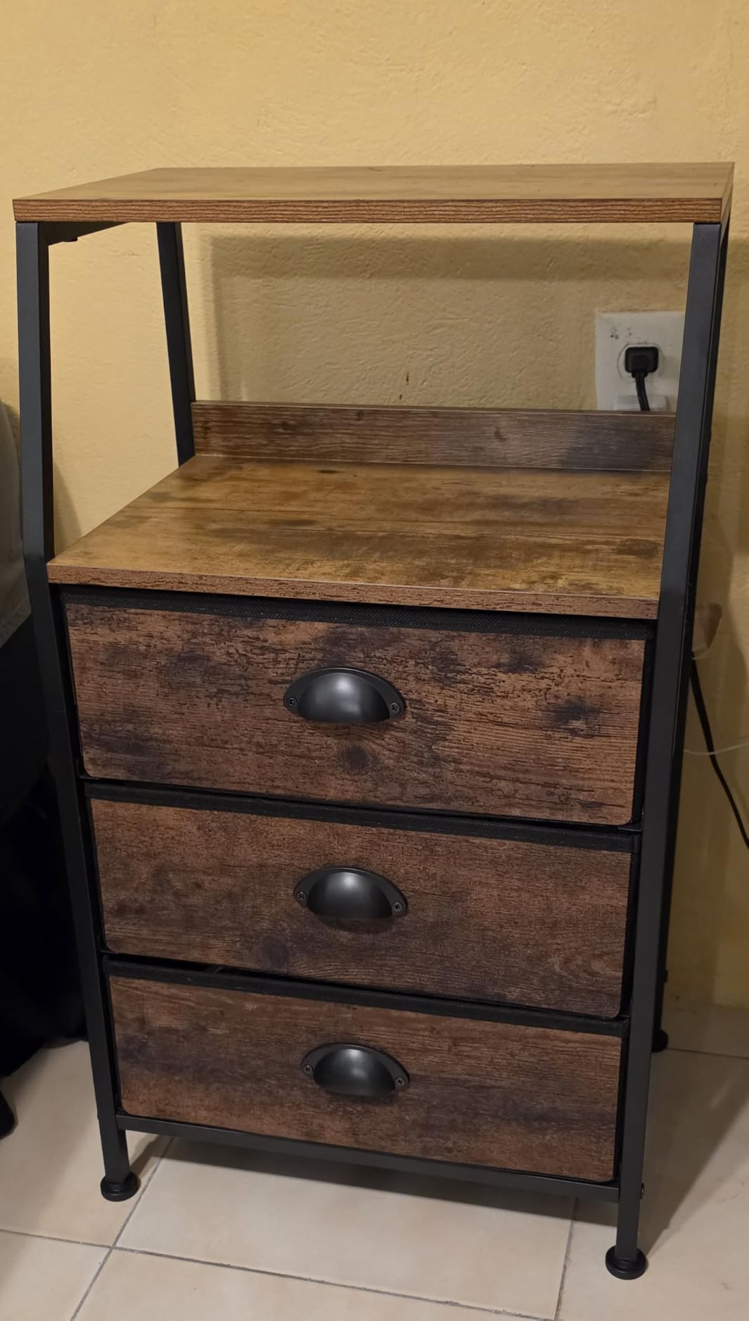 Furnulem Dresser for Bedroom, 5 Drawers Tall Nightstand, Chest of Drawers customer photo 1