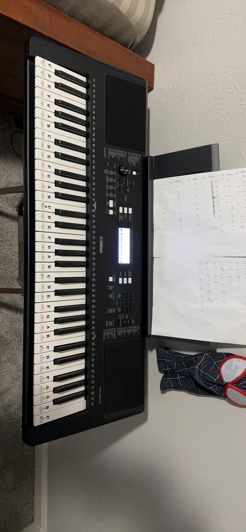 Yamaha PSRE373 61-Key Touch Sensitive Portable Keyboard with PA130 Power Adapter customer photo 1