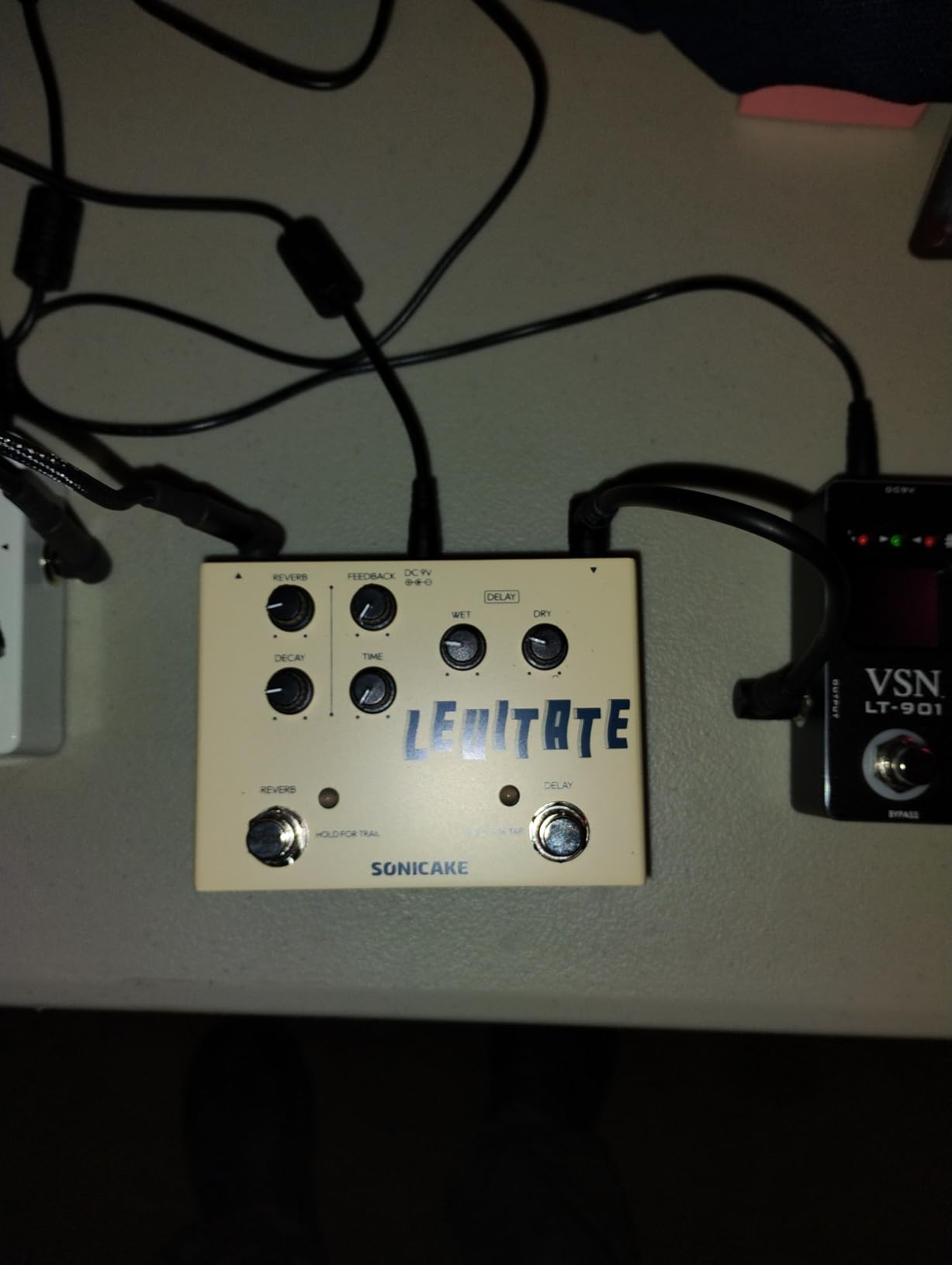 SONICAKE Delay Reverb 2 in 1 Guitar Effects Pedal Digital Levitate customer photo 1