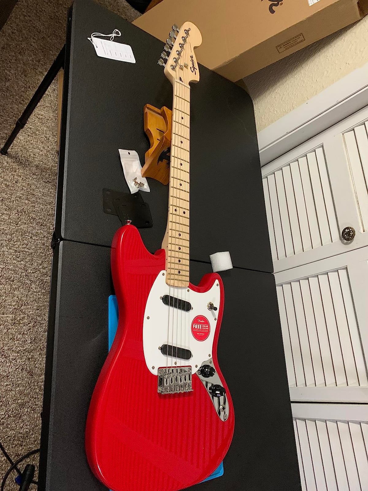 Squire Sonic Mustang Electric Guitar, Torino Red, Maple Fingerboard customer photo 1