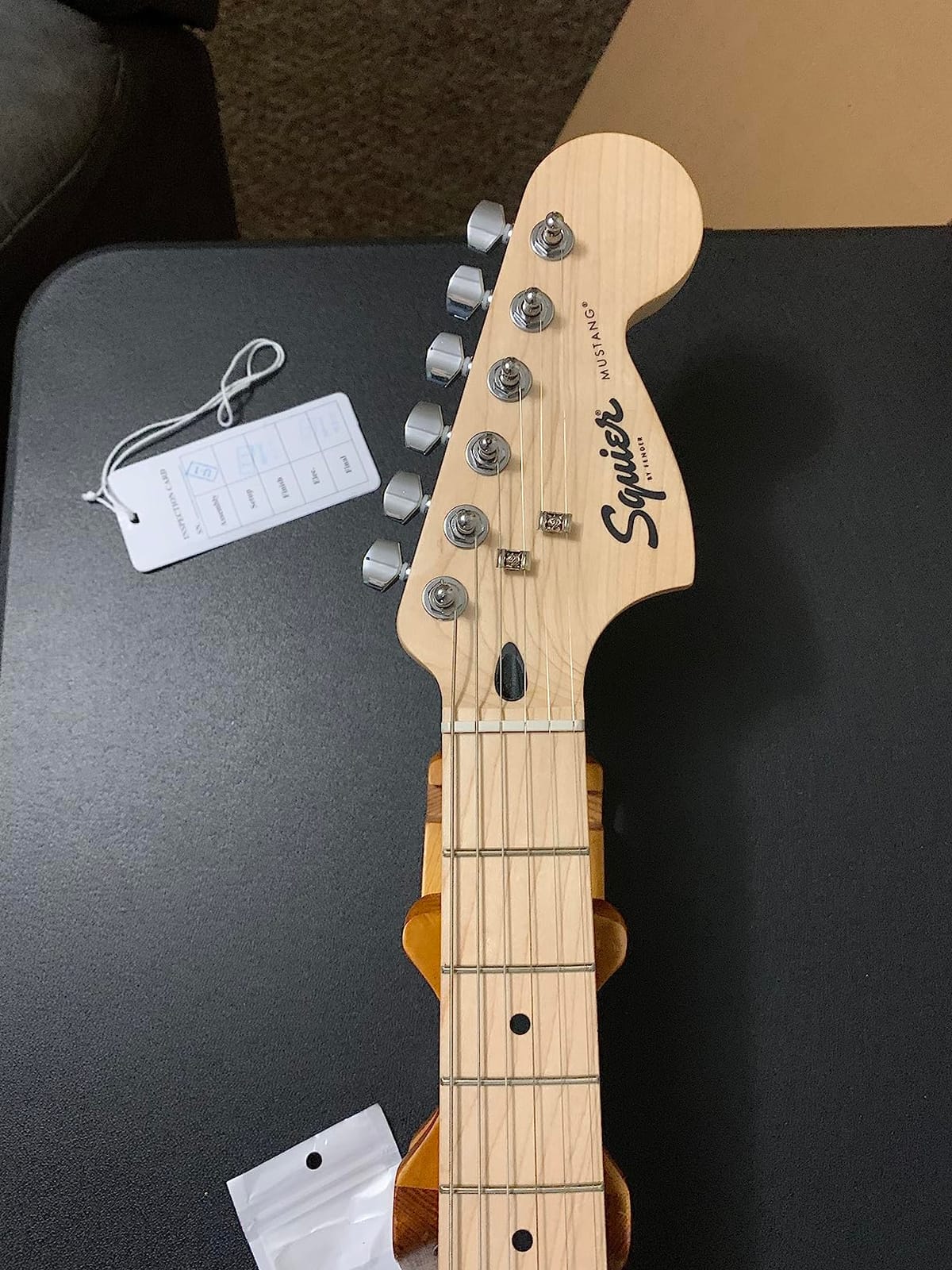 Squire Sonic Mustang Electric Guitar, 2-Color Sunburst, Maple Fingerboard customer photo 2