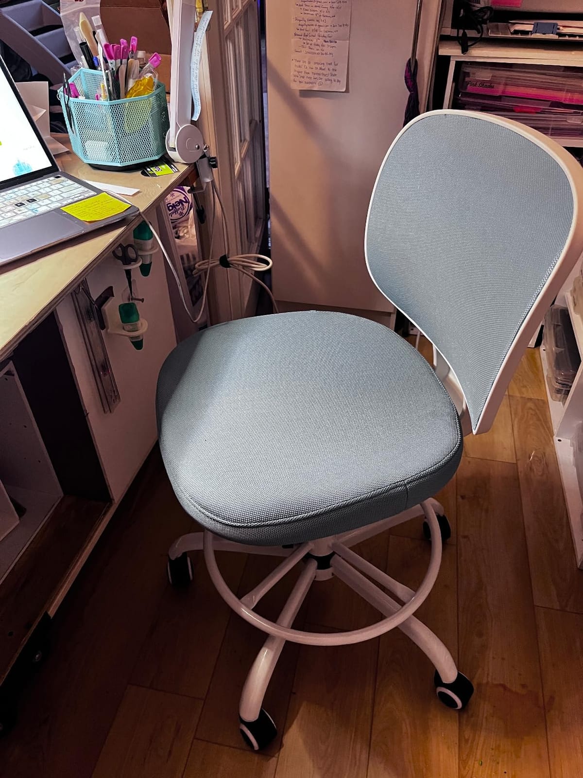 Primy Kids Desk Chair, Pink Study Chair for Boys Girls with Height Adjustable, Swivel Mesh Task Student Chairs for 4-12, Growing Teen Office Chair for Home/School/Office (Pink) customer photo 1