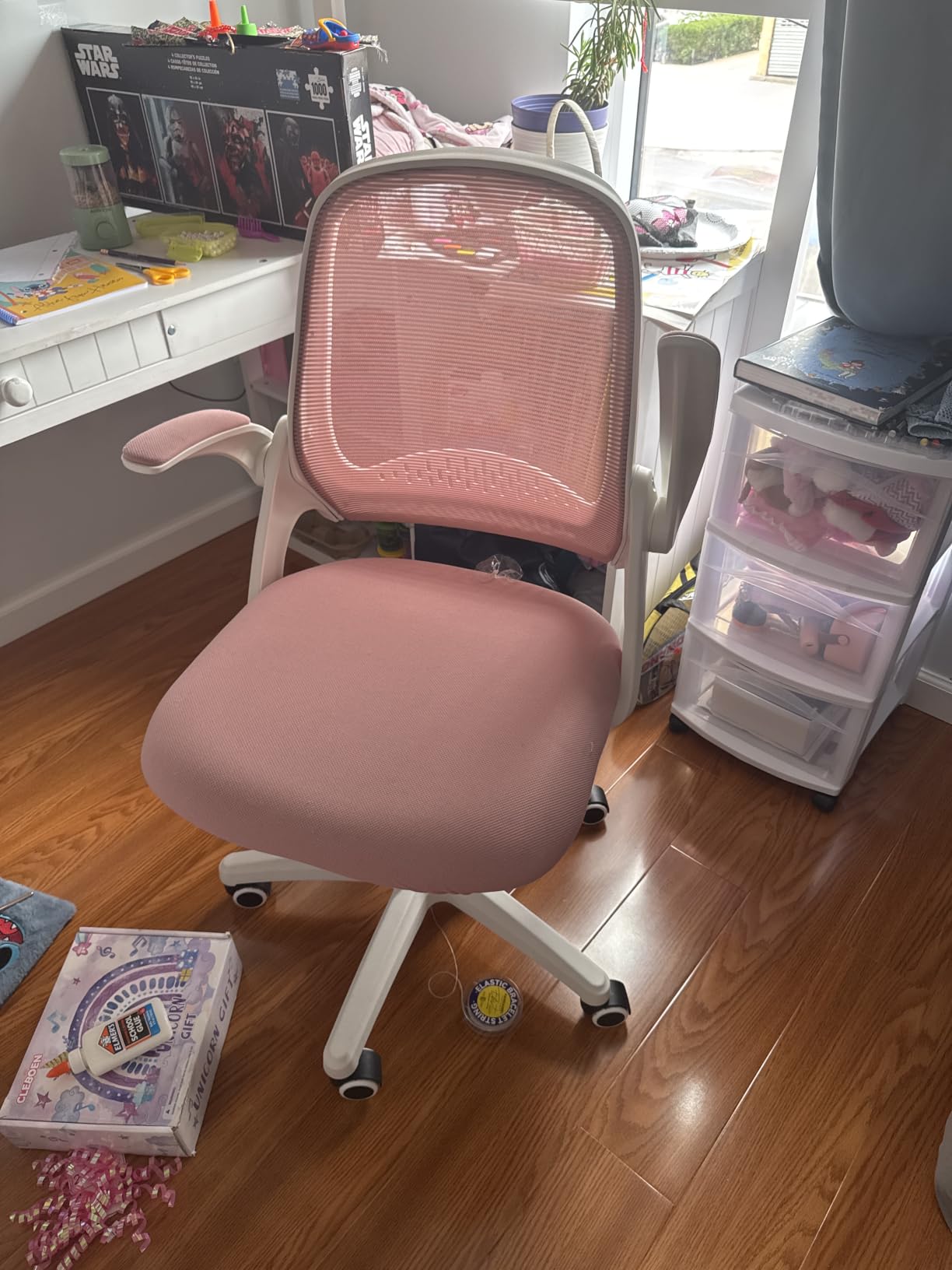 NEO CHAIR Office Desk Chair, Ergonomic Mesh with Flip-Up Armrests, Beige customer photo 1