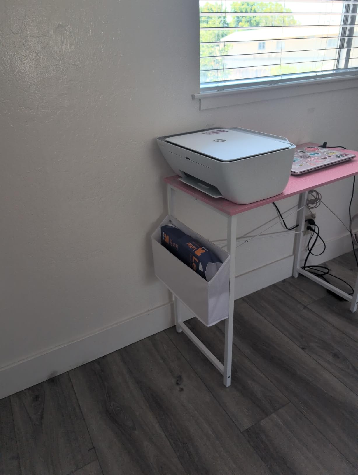 Pamray 32 Inch Computer Desk for Small Spaces with Storage Bag, Home Office Work Desk with Headphone Hook, Small Office Desk Study Writing Table customer photo 2