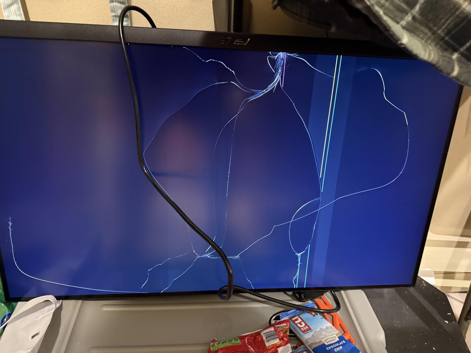 ASUS VP327Q 32 Inch 4K UHD Computer Monitor, HDMI, DisplayPort, Speakers customer photo 2