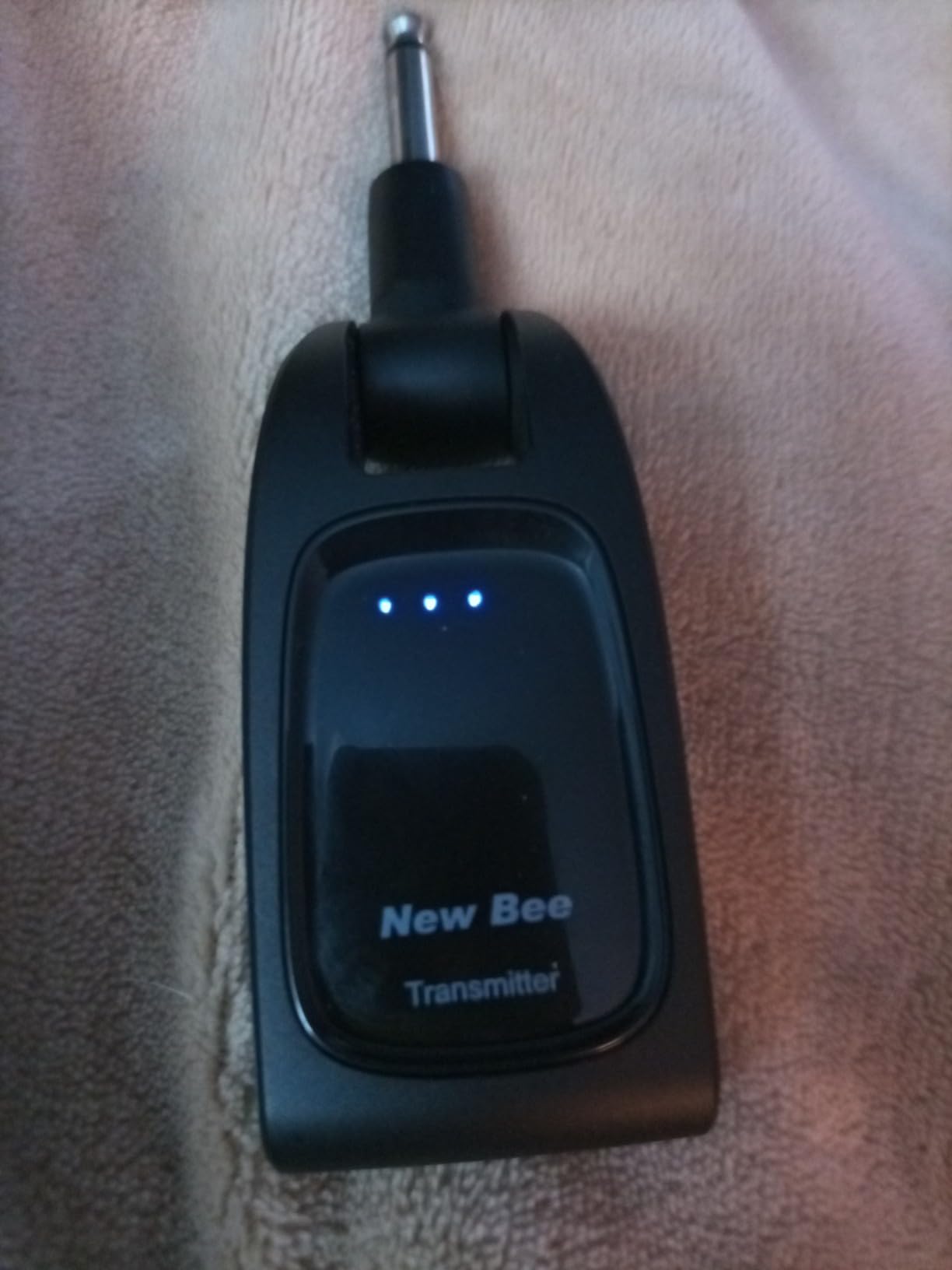 Wireless Guitar System 2.4GHz with 6 Channels 24Bit/48KHz Rechargeable customer photo 1