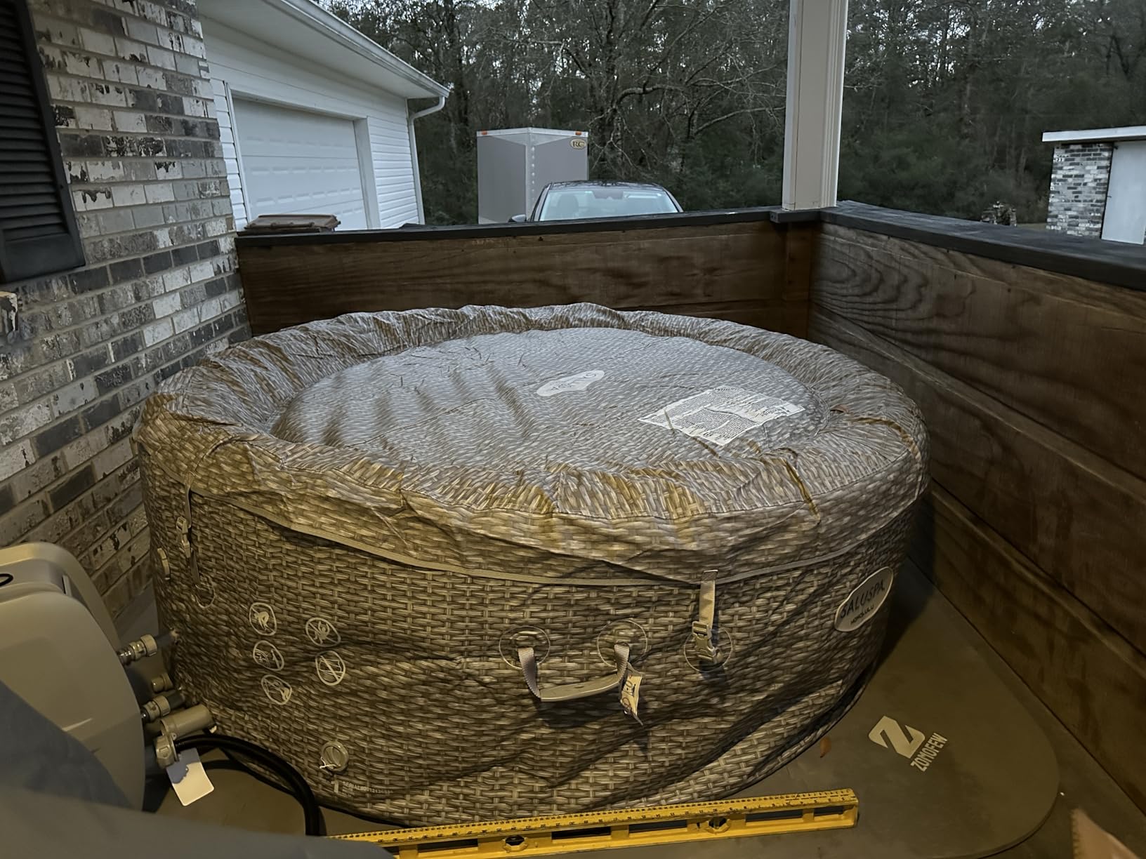 Bestway SaluSpa Honolulu Energy-Efficient 4-6 Person Inflatable Hot Tub customer photo 1