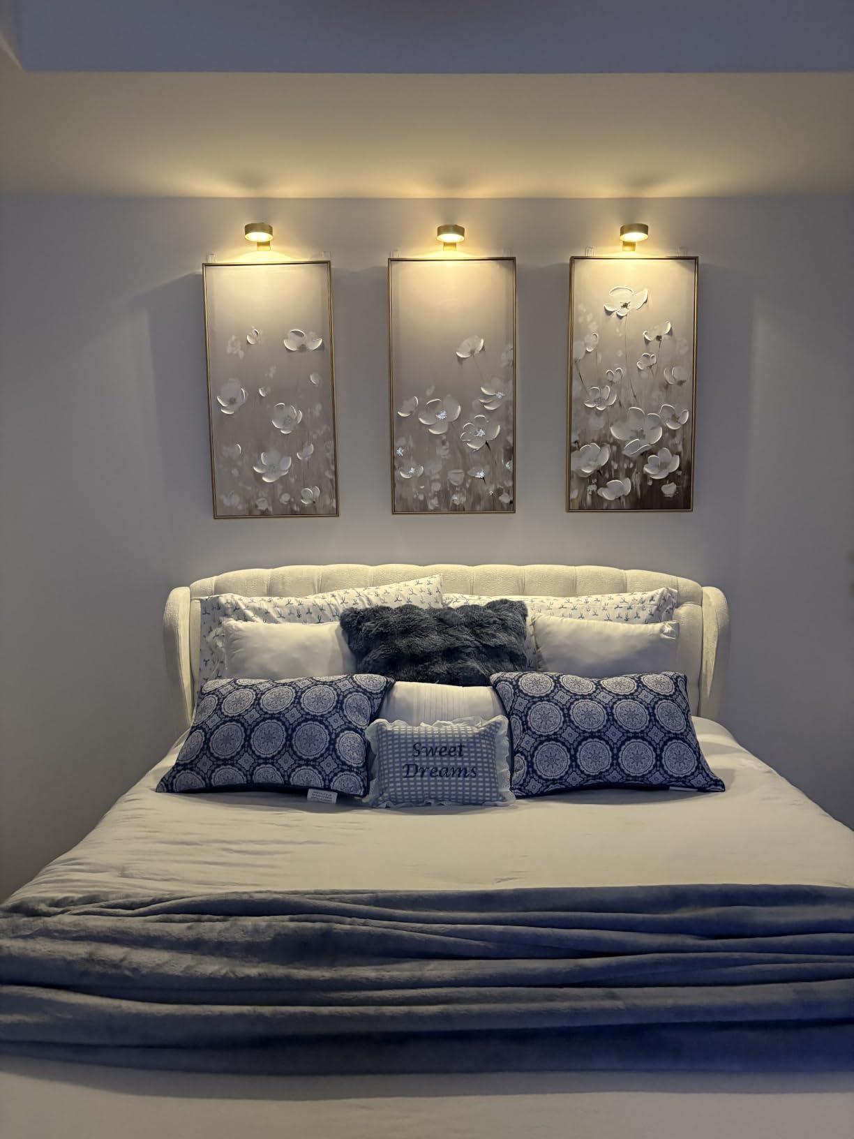 Picture Lights for Wall, Wireless Poster Lights Battery Operated, Gold customer photo 1
