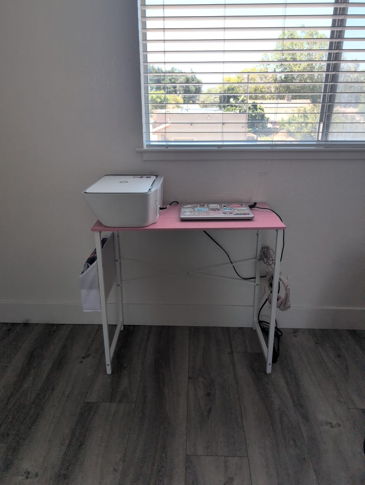 Pamray 32 Inch Computer Desk Small Spaces Desk with Storage Bag for Bedroom Writing and Home Office Work Small Study Desk Table White customer photo 1