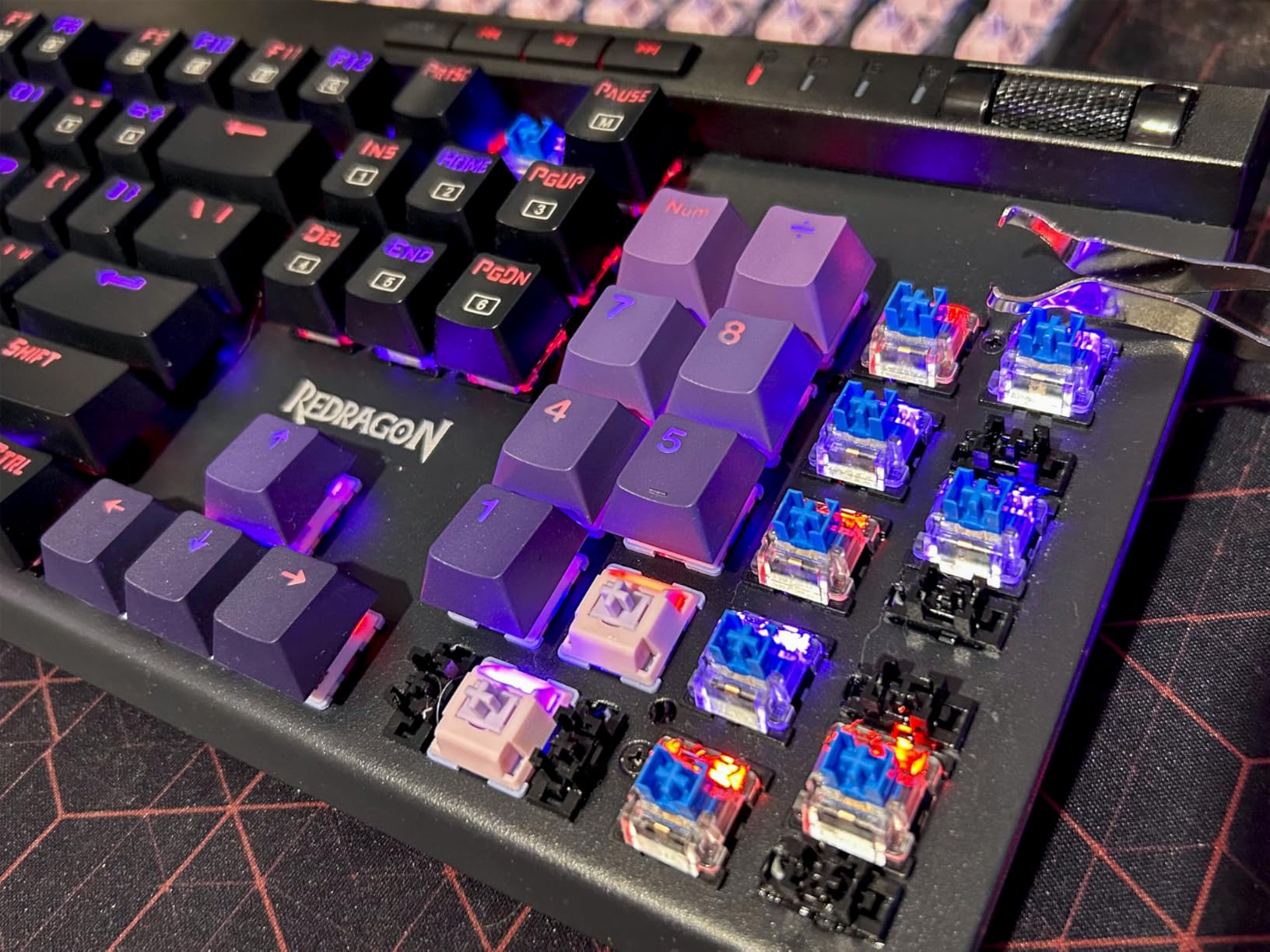 Akko V3 Fairy Linear Silent Keyboard Switch for Mechanical Gaming Keyboard, 5-Pin 50gf Quiet Pre-Lubed Switches with Standard MX Structure (45pcs) customer photo 2
