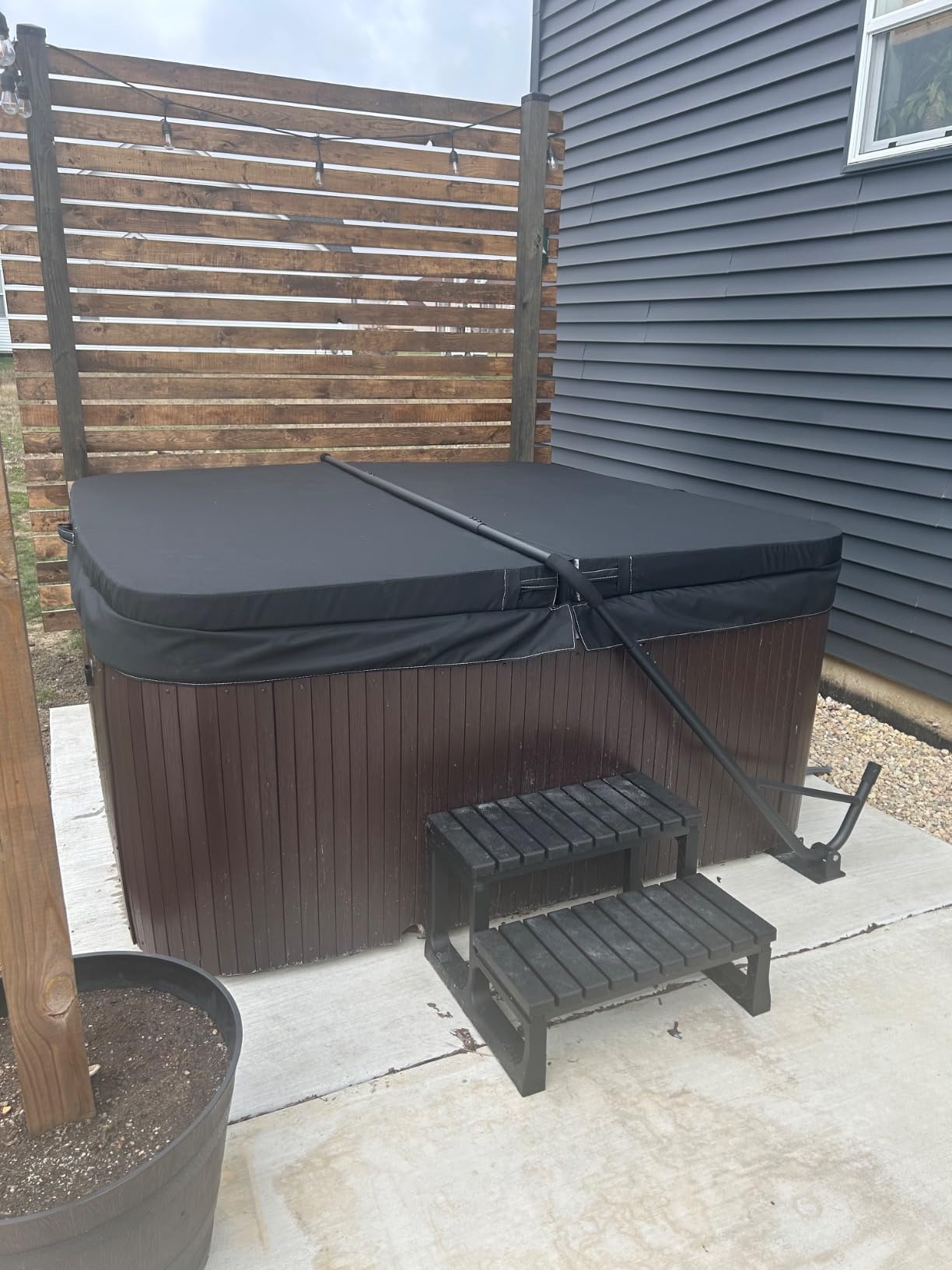Outdoor Hot Tub Steps, Non-Slip Plastic Spa Steps, 23.6 in Wide, Grey customer photo 2