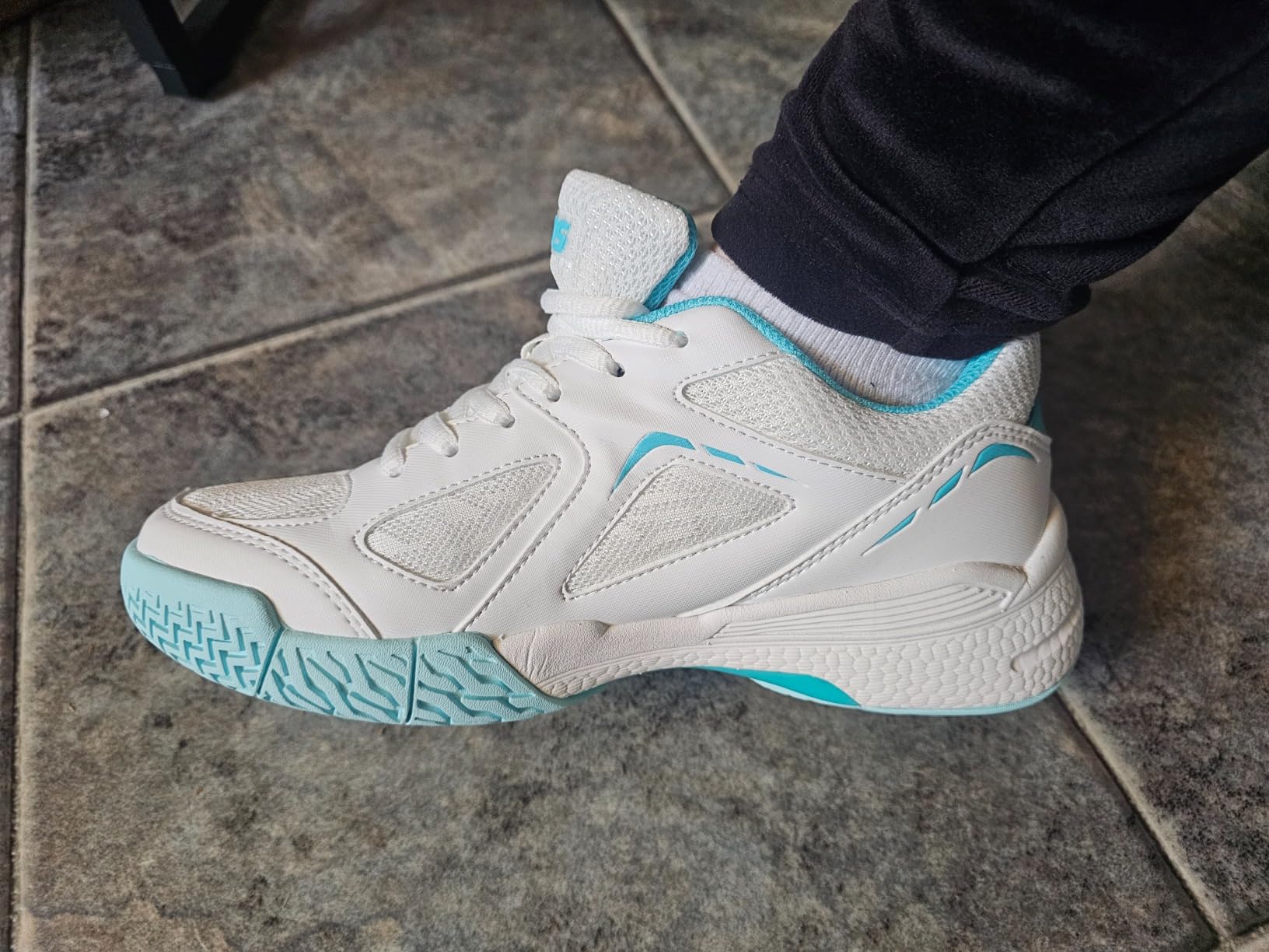 Women's Pickleball Shoes - AMZ-P601, Non-Slip, Cushioning, Anti-Torque, Breathable Court Shoes customer photo 2