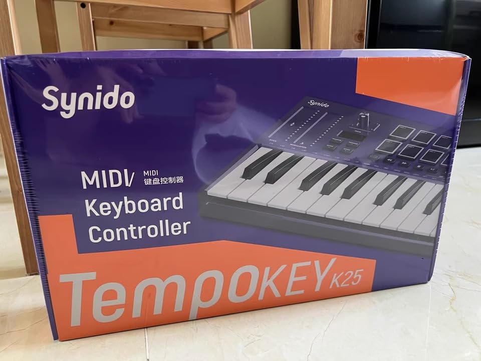 Synido 25 Key USB MIDI Keyboard Controller with 8 Drum Pads, TempoKey K25 customer photo 2
