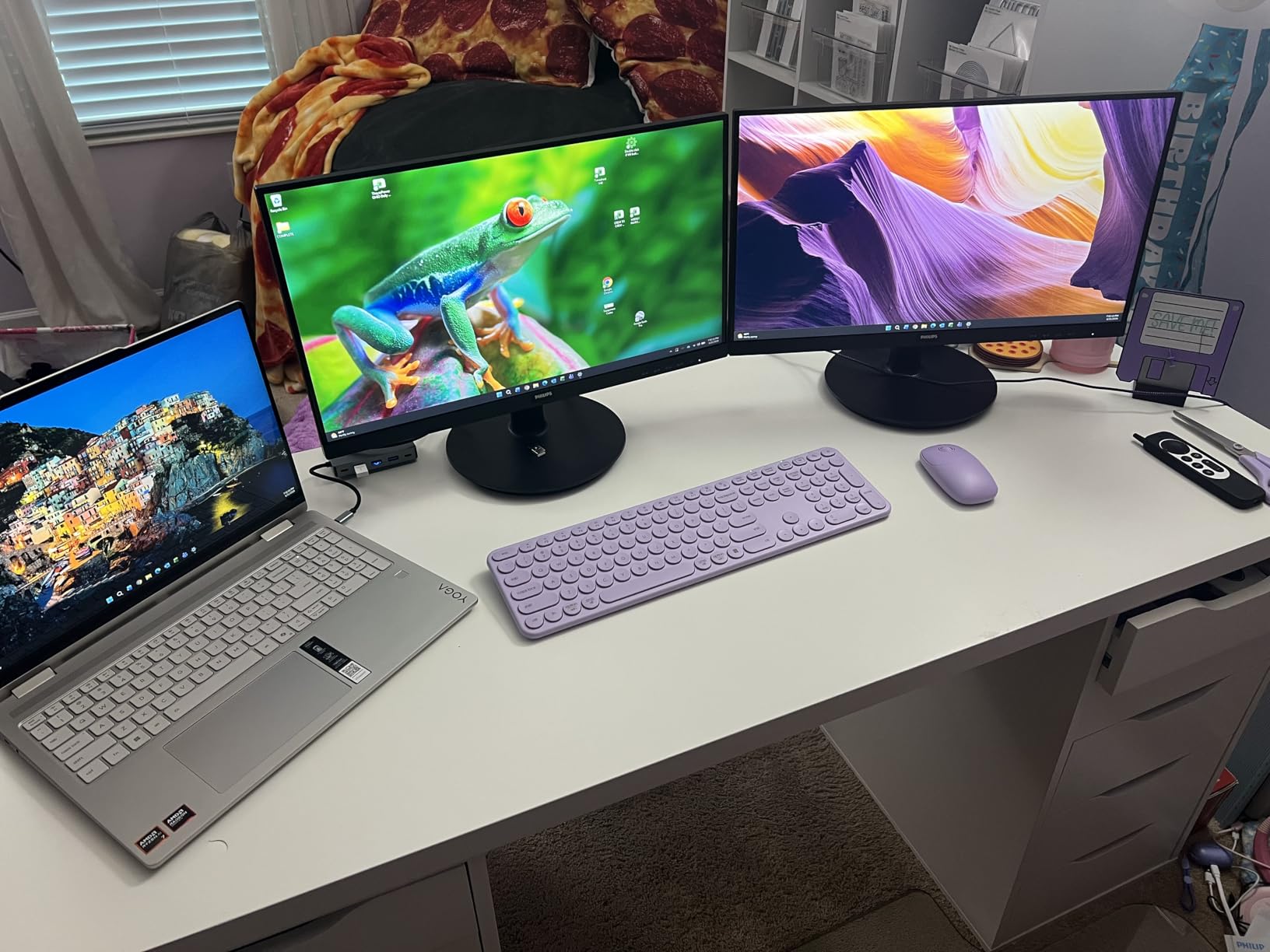 Philips 22 Inch Computer Monitor FHD 100Hz VA VESA Flicker-Free, 221V8LB customer photo 1