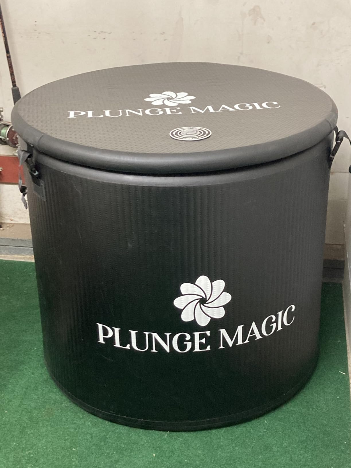 Inflatable Cold Plunge Tub for Athletes, Water Chiller Compatible, XXL customer photo 2