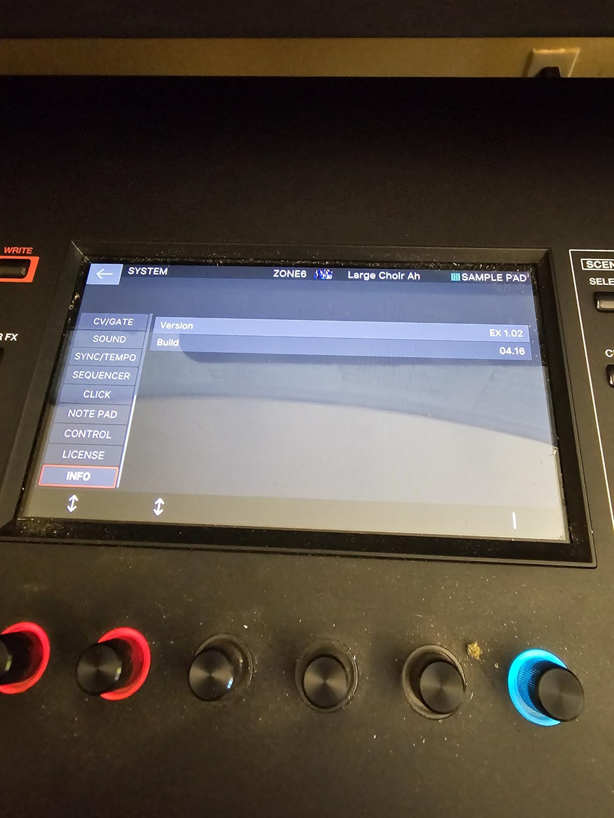 Roland FANTOM-08 | 88-Note Weighted-Action Synthesizer Keyboard | Thousands of Electronic & Acoustic Sounds | ZEN-Core & SuperNATURAL Technologies | Deep Onboard Sampling | DAW Integration customer photo 2