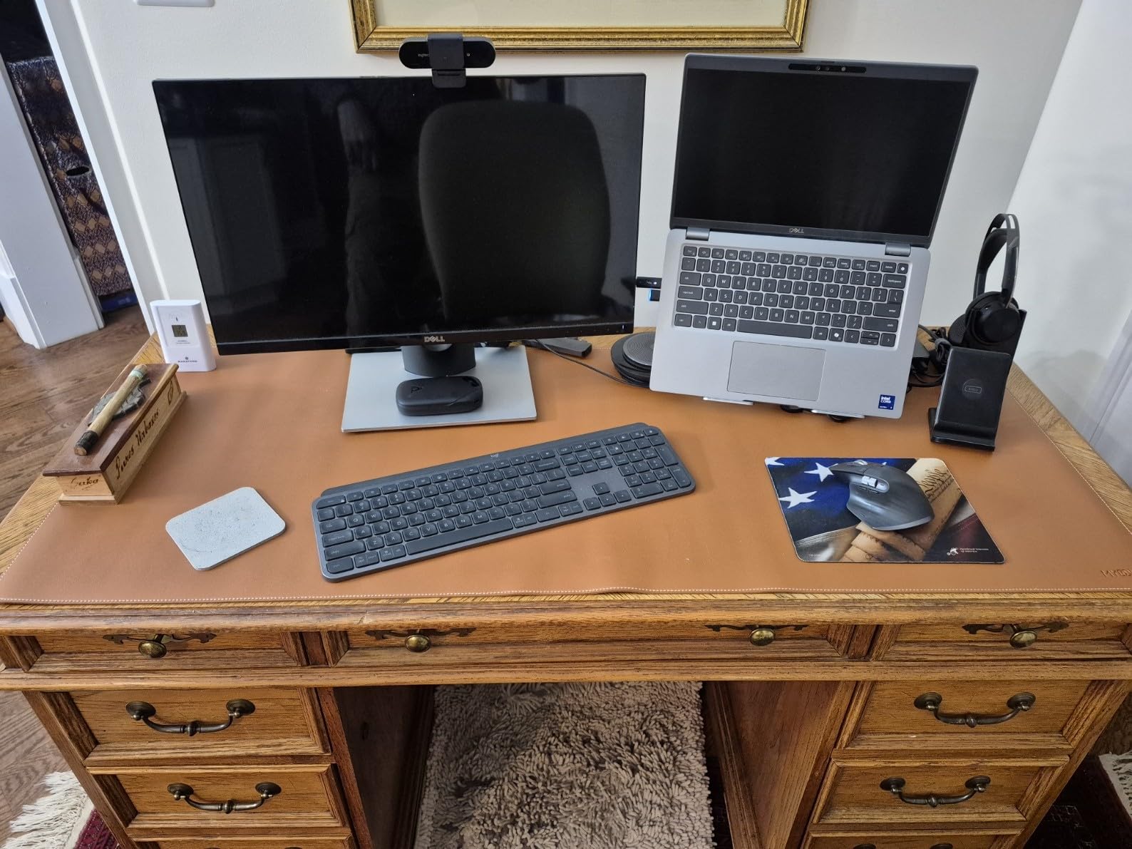 Mydours Giant Desk Mat, 63 x 28-inch Extended PU Leather Desk Pad, (Black) customer photo 2