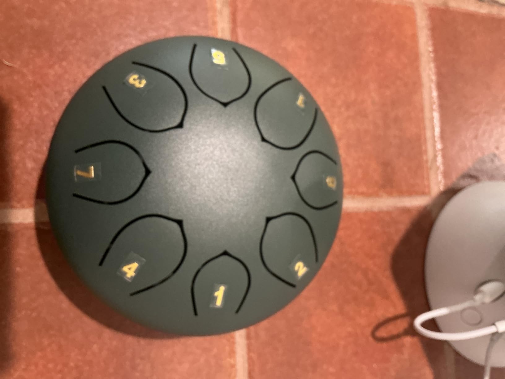 Rain Drum for Outside Garden, 6 Inches 8 Notes Steel Tongue Chakra Drums, Waterproof Meditation Rain Chime, Musical Instruments for Adult Gift with Bag, Music Book, Drum Mallets (Green) customer photo 1