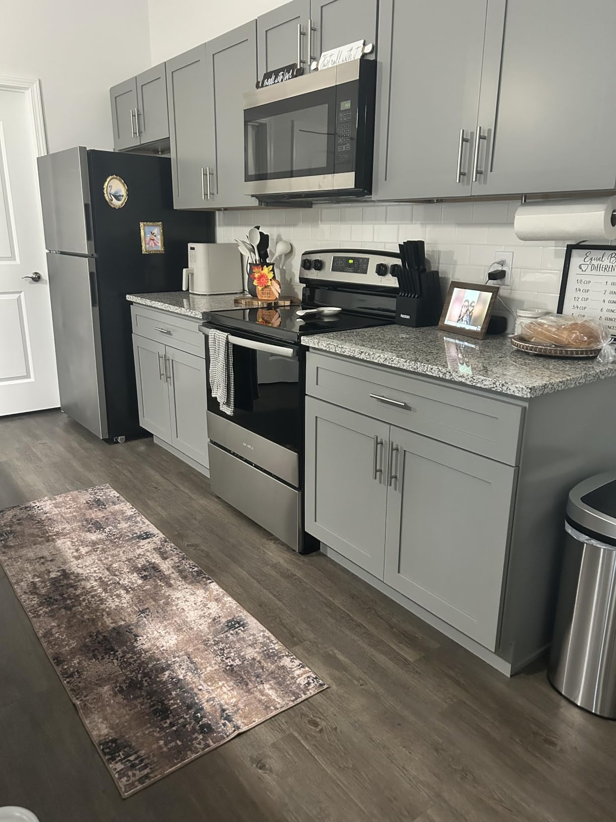 Ompaa Runner Rug for Hallways Kitchen Runner Rug Non Slip 2'6''x8' Washable Grey Long Runner Rugs with Rubber Backing Soft Abstract Carpet Runner for Entryway, Kitchen, Bedroom, Bathroom customer photo 1