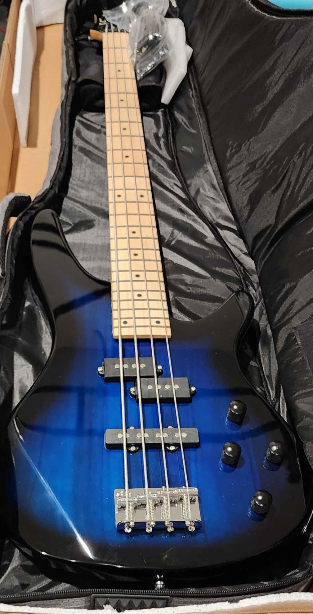 GLARRY 4 String Electric Bass Guitar Beginner Kit, GIB Series Full Size Solid Body Bass Guitar with 20W AMP, Gig Bag Backpack and Accessories (Dark Blue) customer photo 1
