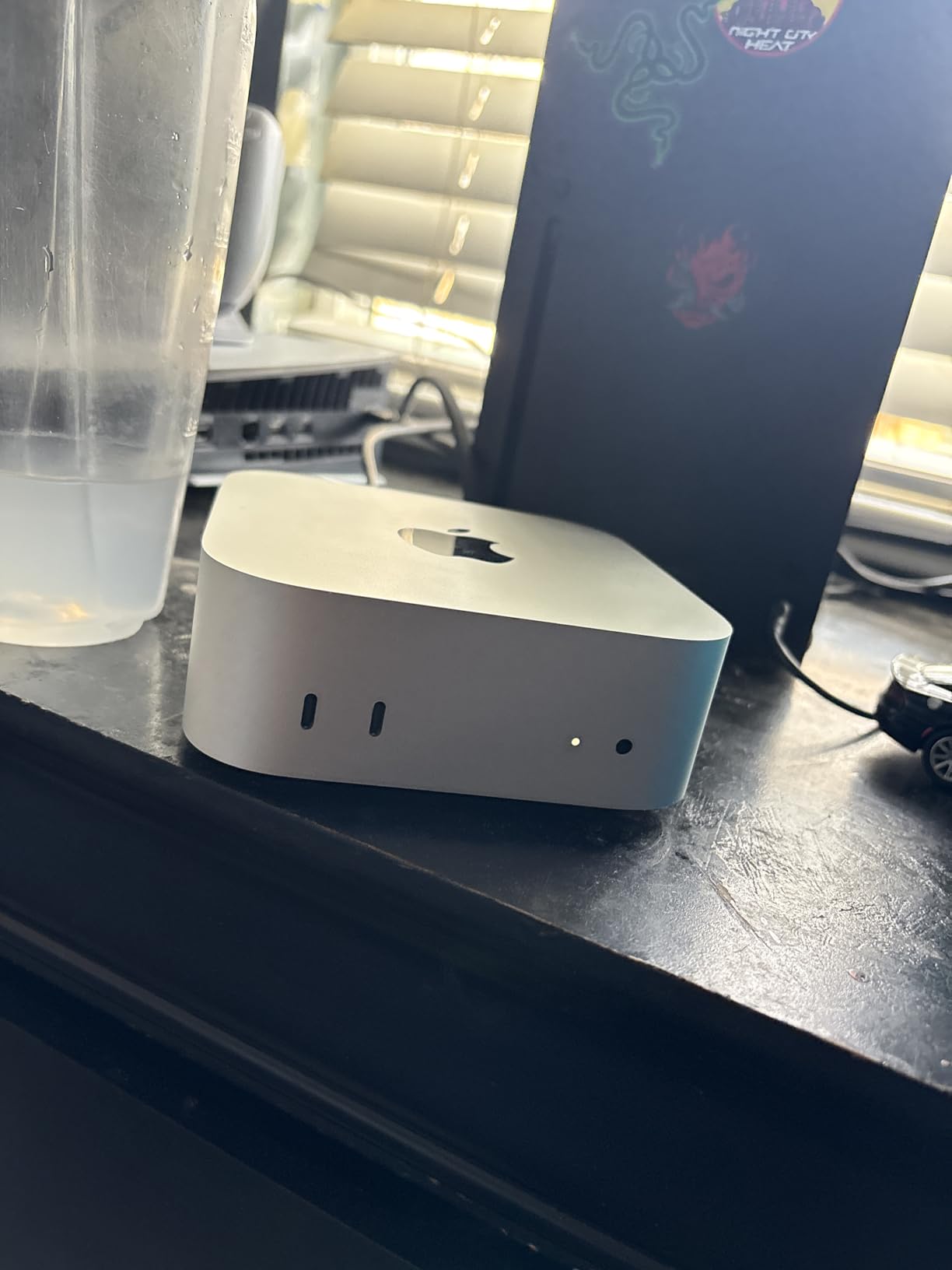 Apple 2024 Mac mini Desktop Computer with M4 chip with 10‑core CPU and 10‑core GPU: Built for Apple Intelligence, 16GB Unified Memory, 256GB SSD Storage, Gigabit Ethernet. Works with iPhone/iPad customer photo 2