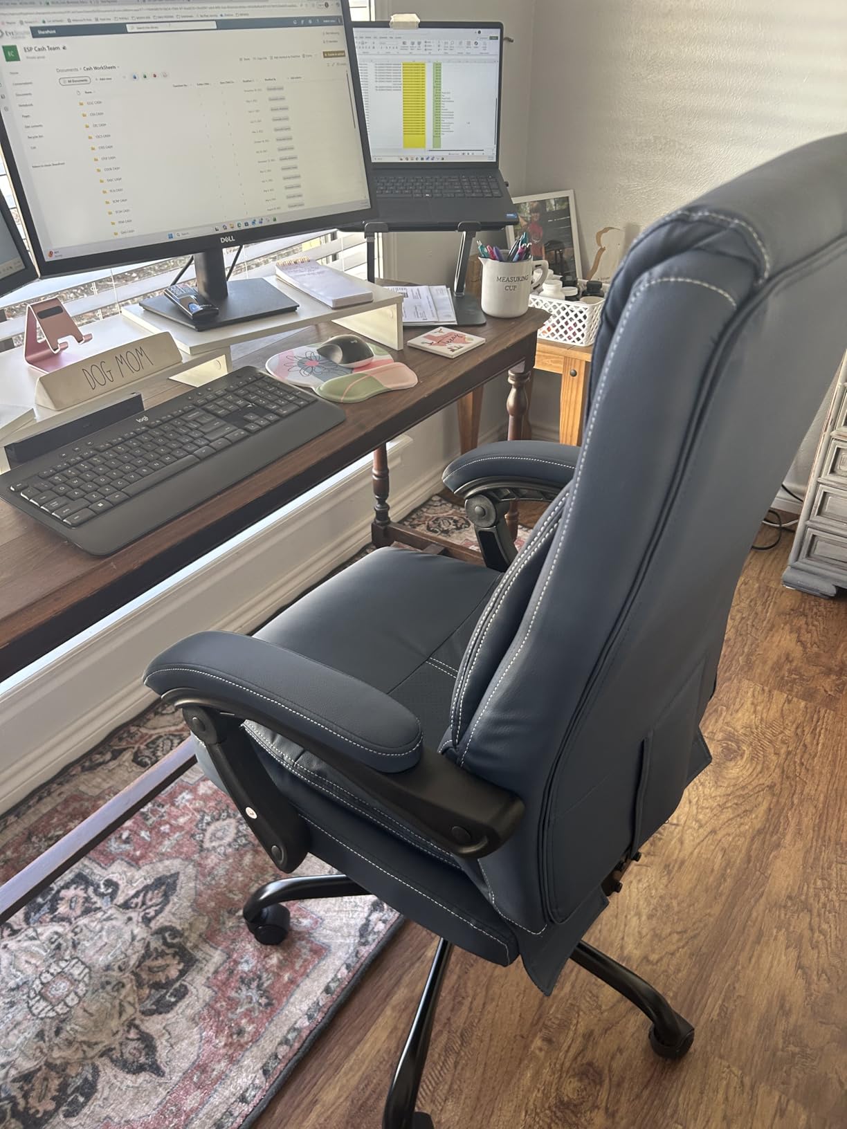 Misolant Big and Tall Office Chair with Footrest, High Back Desk Chair with Linkage Armrest, 90-155° Recline Executive Computer Chairs with Adjustable Height for Home customer photo 2