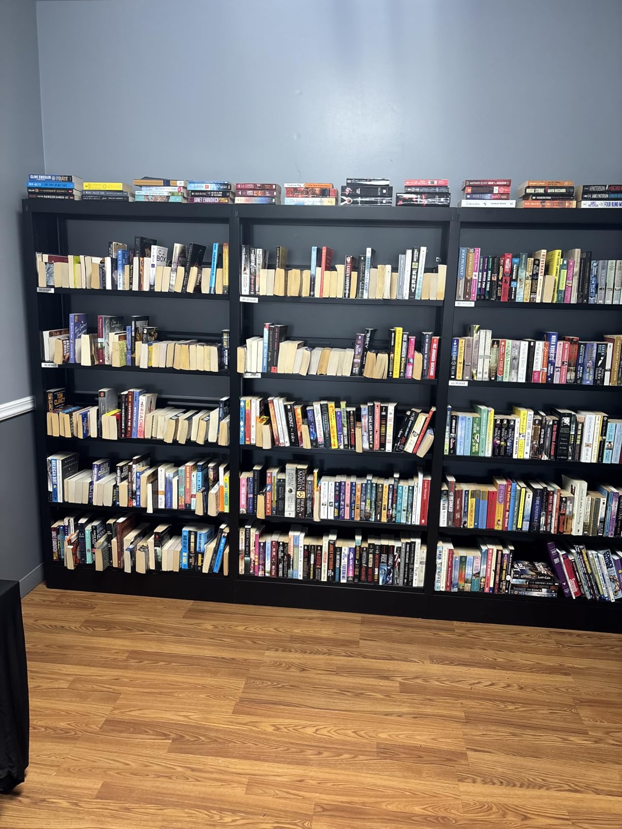 5-Tier Bookcase with Adjustable Storage Shelves, Heavy Duty Bookcase, Metal Bookshelf with Book Stopper, Black Bookcase Shelf for Library, Office, Living Room customer photo 1