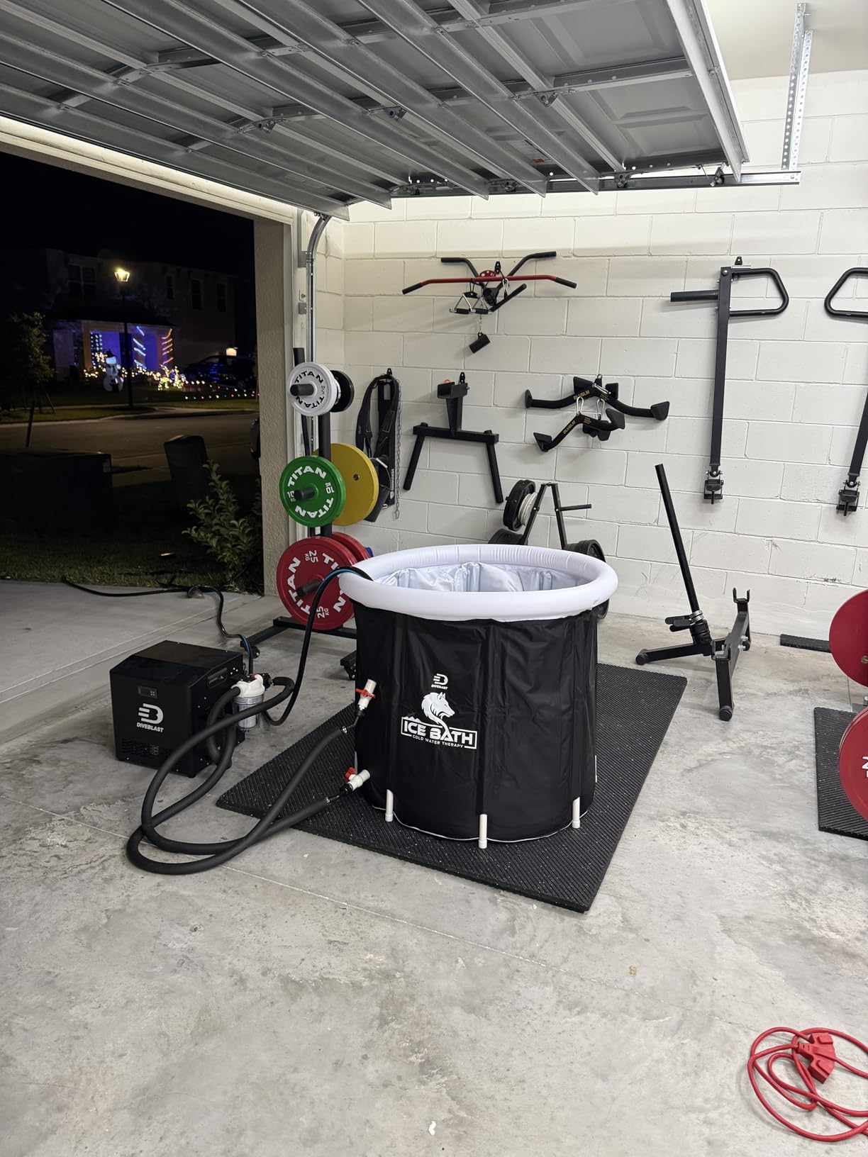 Diveblast Cold Plunge Tub With Water Chiller, Pump and Filter - Low Consumption 2/3 HP Cold Plunge Chiller - Cools Water Down to 39°F customer photo 2