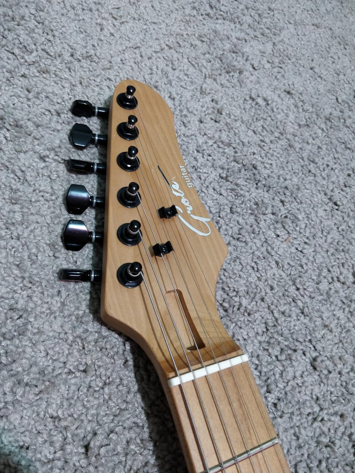 Grote Electric Solid Body Guitar Modern-GST For Beginners (Daphne Blue) customer photo 2