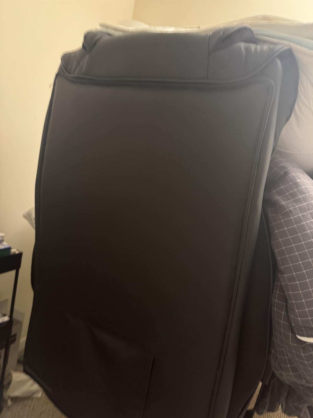 Office Desk Chair, Big and Tall Leather Gaming Chair with Footrest, Wide Ergonomic Comfy Executive High-Back Reclining Computer Chairs, Swivel Rolling Wheels and Padded Lumbar Support, Black Updated customer photo 1