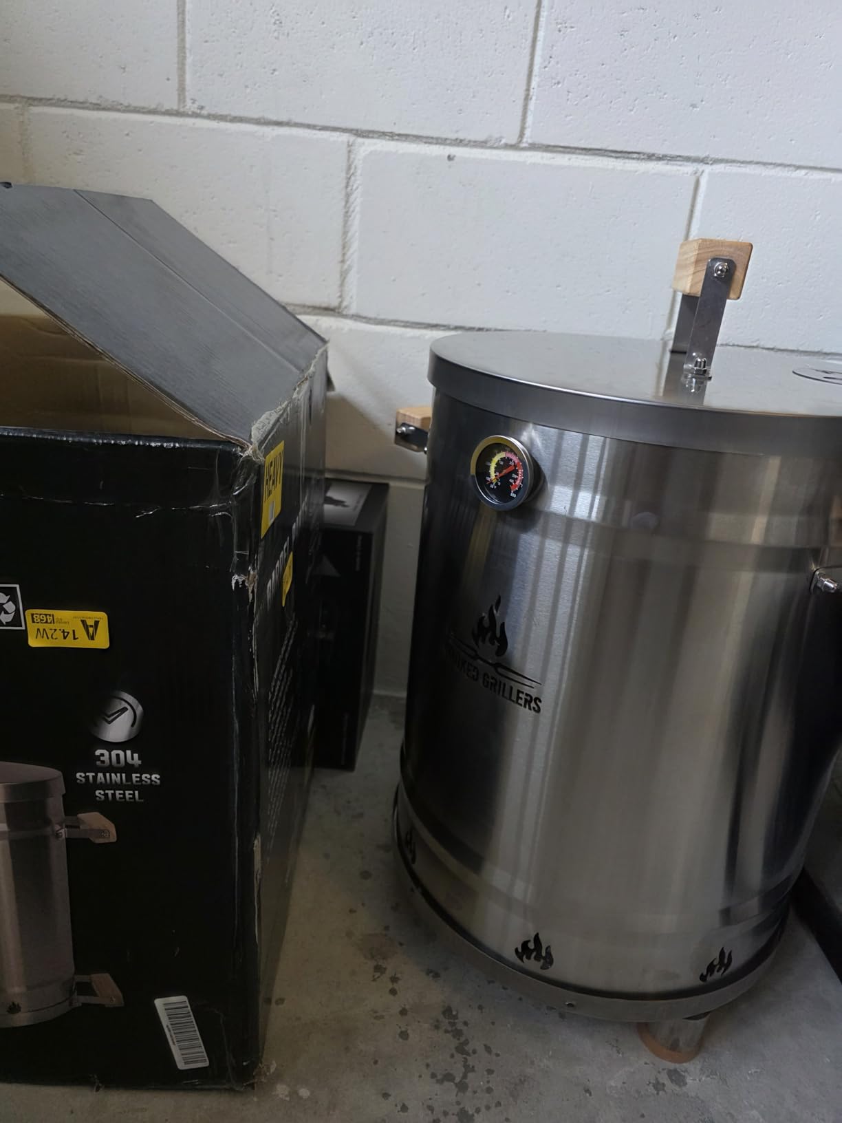 Barrel Smoker Grill Combo | 100% Stainless Steel Barrel | 95% Less Smoke, Even Heat | Easy to Use & Clean – Vertical Smoker Ideal for Balconies and Backyards (MEDIUM-25 LBS) customer photo 2