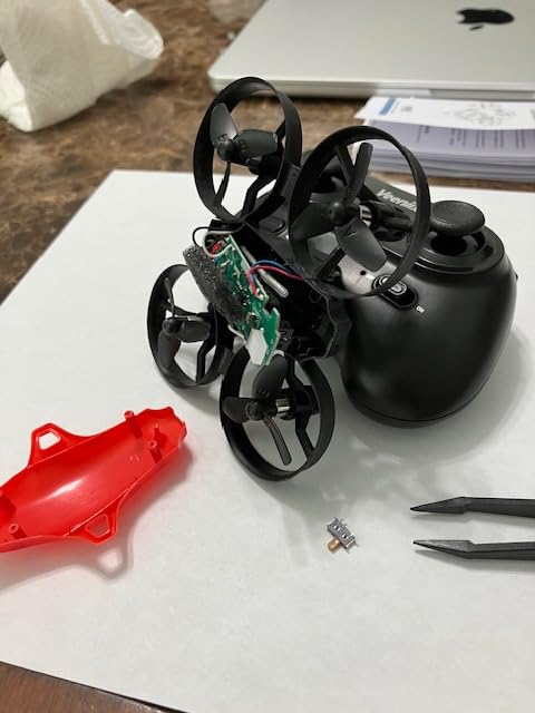 Veeniix V995 Red Mini Drone for Kids and Beginners customer photo 2