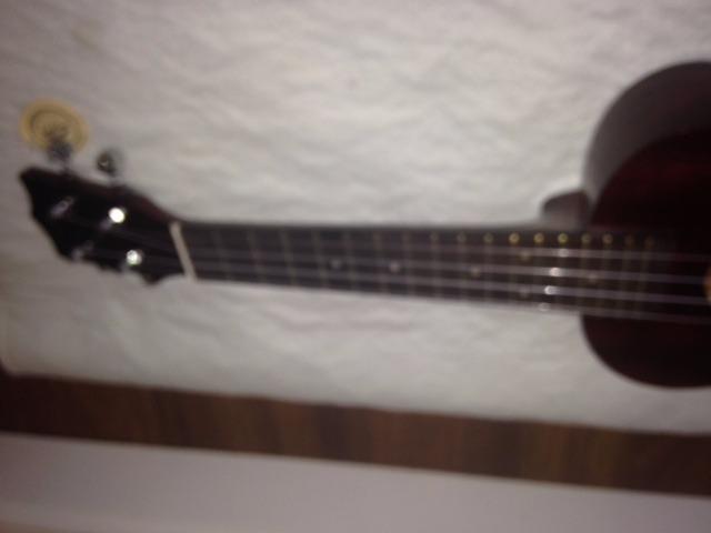 ADM Ukulele Beginner Kit Mahogany Hawaiian Wood Ukelele Bundle Ukalalee Set with Uke Free Starter Lessons for kids Students and Adults, Yellow Brown (Khaki, 26 Inch) customer photo 2